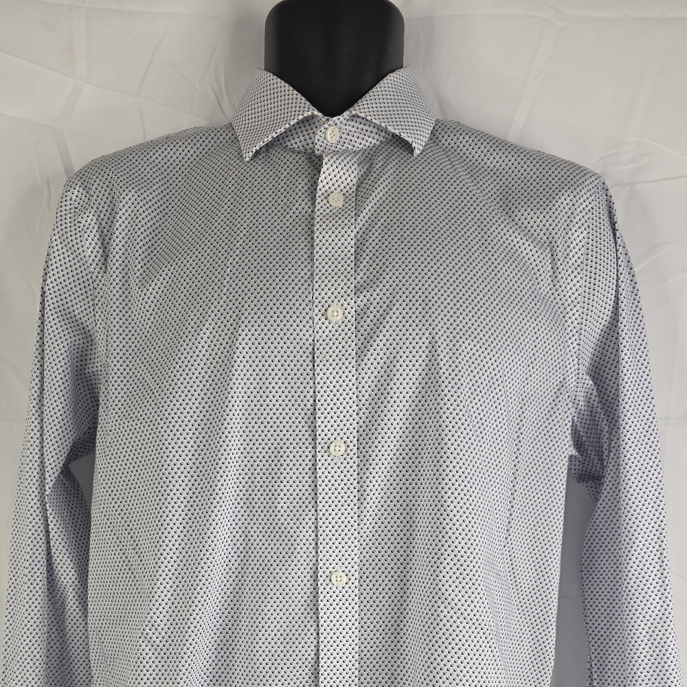 Michael Kors Men's White Blue Patterned Button Down Shirt Size Medium CO-2685
